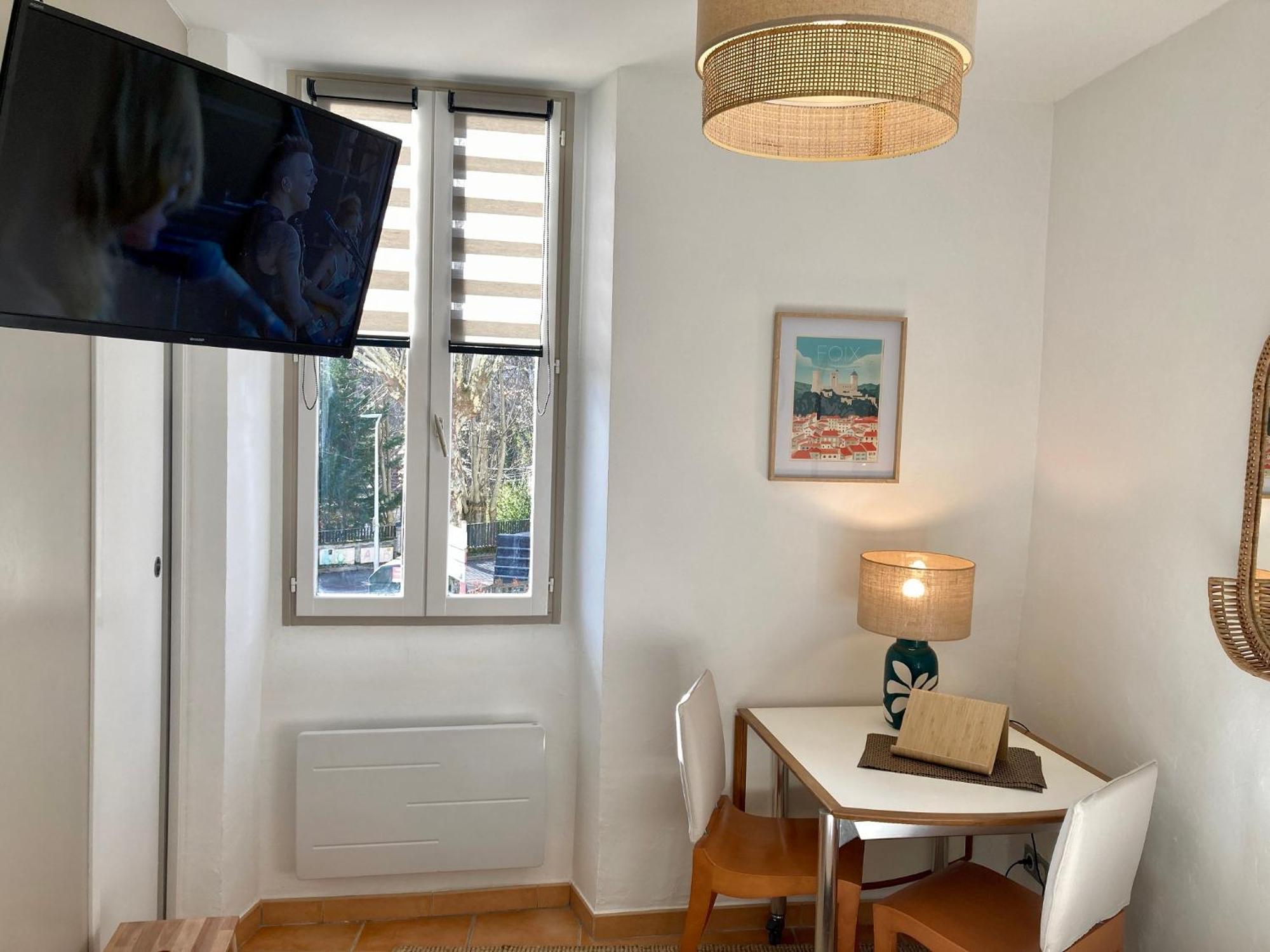 Aux 4 Logis Appart-Hotel - Studio Le Terra - Petit Dejeuner Inclus 1Ere Nuit Foix Luaran gambar