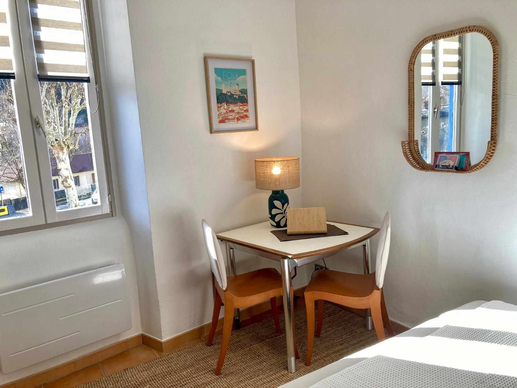 Aux 4 Logis Appart-Hotel - Studio Le Terra - Petit Dejeuner Inclus 1Ere Nuit Foix Luaran gambar
